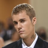 Justin Bieber avait dû annuler une partie de sa tournée mondiale dès juin dernier en raison du syndrome rare de Ramsay Hunt. Après être revenu sur scène, il avait de nouveau annoncé devoir s'arrêter en septembre (archives).